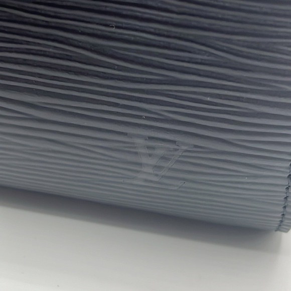 Louis Vuitton Black Dauphine Epi Pouch - Picture 2 of 14